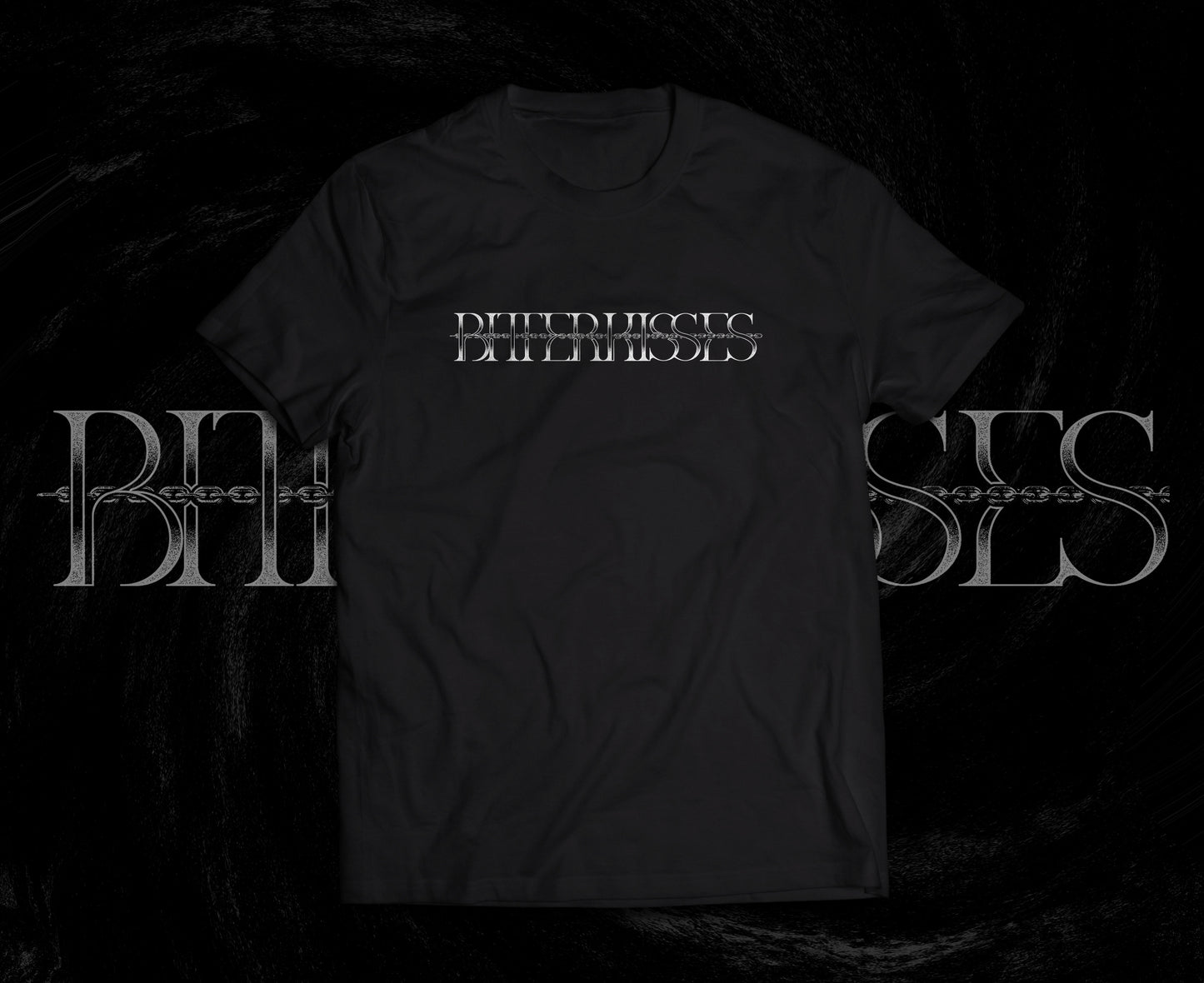 Short sleeve chain tee